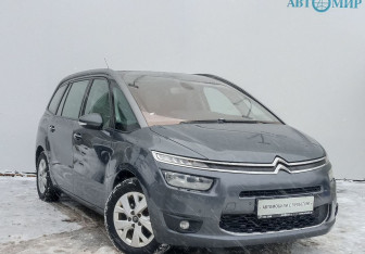 Подержанный автомобиль Citroen C4 Picasso 2016 года (3 фото)
