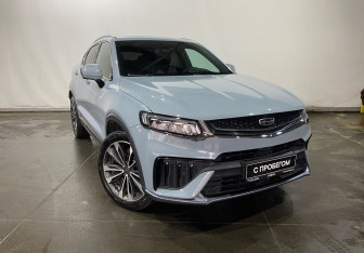 Подержанный автомобиль Geely Tugella 2022 года (3 фото)