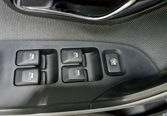 Подержанный автомобиль Kia Ceed Wagon 2013 года (12 фото)