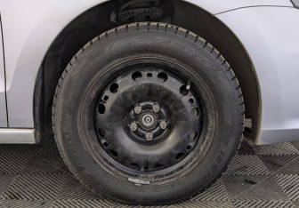 Подержанный автомобиль Volkswagen Polo Sedan 2019 года (12 фото)