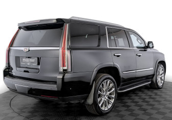 Подержанный автомобиль Cadillac Escalade Suv 2020 года (5 фото)