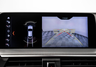 Подержанный автомобиль BMW X4 2019 года (16 фото)