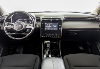 Подержанный автомобиль Hyundai Tucson 2021 года (14 фото)