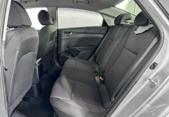 Подержанный автомобиль Hyundai Solaris Sedan 2019 года (14 фото)