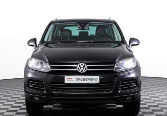 Подержанный автомобиль Volkswagen Touareg 2012 года (2 фото)