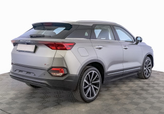 Новый FAW Bestune T77 2024 (2 фото)