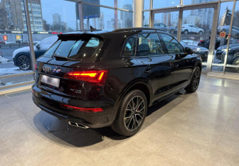 Новый Audi Q5 2025 (4 фото)