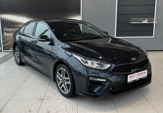 Подержанный автомобиль Kia Cerato Sedan 2020 года (3 фото)