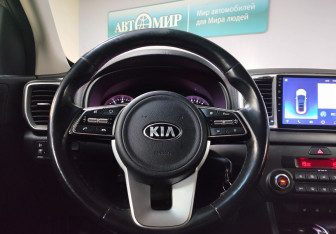 Подержанный автомобиль Kia Sportage 2019 года (15 фото)