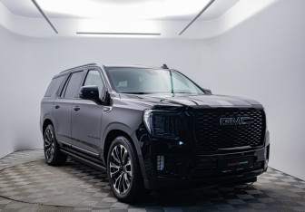 Подержанный автомобиль GMC Yukon 2023 года (3 фото)