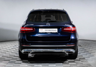 Подержанный автомобиль Mercedes-Benz GLC Coupe 2017 года (6 фото)