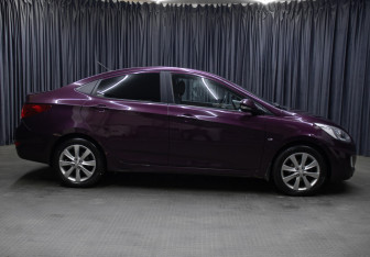 Подержанный автомобиль Hyundai Solaris Sedan 2013 года (4 фото)