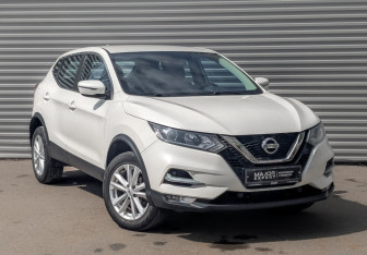 Подержанный автомобиль Nissan Qashqai 2020 года (3 фото)
