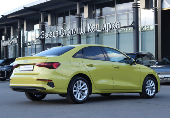 Подержанный автомобиль Audi A3 Sedan 2021 года (5 фото)