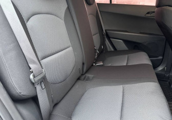 Подержанный автомобиль Hyundai Creta 2016 года (11 фото)