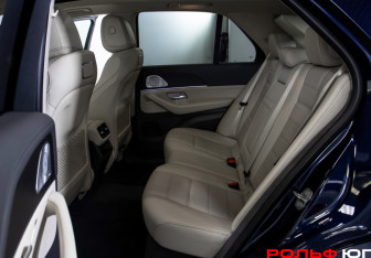 Подержанный автомобиль Mercedes-Benz GLE 2020 года (8 фото)