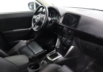 Подержанный автомобиль Mazda CX-5 2013 года (10 фото)