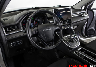 Подержанный автомобиль Haval M6 2024 года (15 фото)