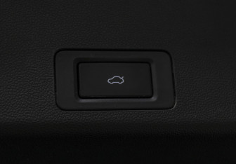 Подержанный автомобиль Jaecoo J7 2023 года (20 фото)