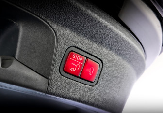 Подержанный автомобиль Mercedes-Benz GLE AMG 2024 года (27 фото)