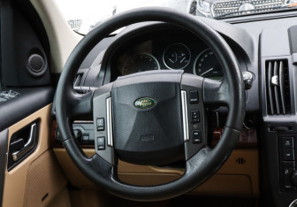 Подержанный автомобиль Land Rover Freelander 2008 года (15 фото)