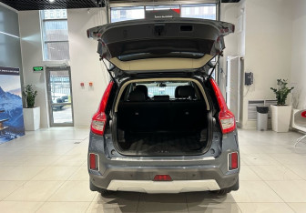 Подержанный автомобиль Geely Emgrand X7 2019 года (6 фото)