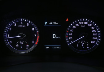 Подержанный автомобиль Hyundai Sonata 2019 года (10 фото)