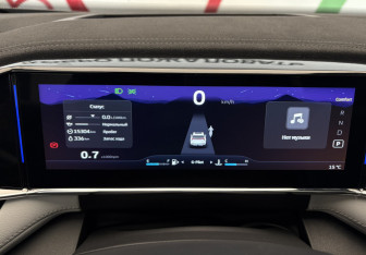 Подержанный автомобиль Geely Atlas 2024 года (17 фото)