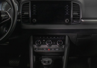 Подержанный автомобиль Skoda Karoq 2020 года (14 фото)