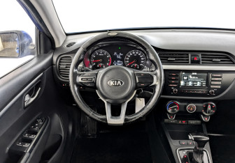 Подержанный автомобиль Kia Rio Hatchback 2019 года (21 фото)