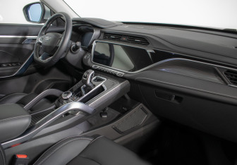 Подержанный автомобиль Geely Atlas Pro 2023 года (9 фото)