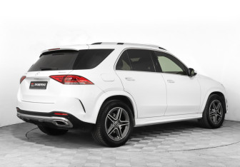 Подержанный автомобиль Mercedes-Benz GLE 2021 года (5 фото)