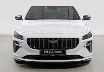 Подержанный автомобиль Geely Preface 2024 года (2 фото)