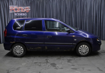 Подержанный автомобиль Mitsubishi Space Star Compactvan 2004 года (4 фото)