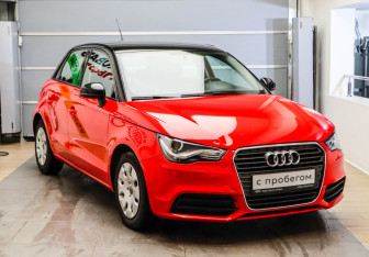 Подержанный автомобиль Audi A1 2014 года (3 фото)