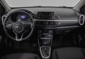 Подержанный автомобиль Kia Picanto 2017 года (13 фото)