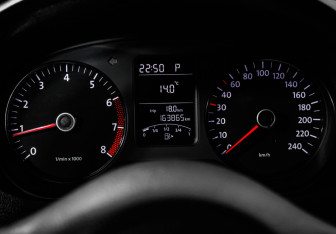 Подержанный автомобиль Volkswagen Polo Hatchback 2010 года (10 фото)