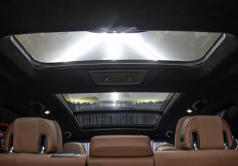 Подержанный автомобиль BMW X7 2021 года (18 фото)