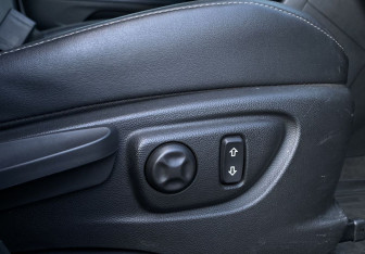 Подержанный автомобиль Opel Mokka 2014 года (22 фото)