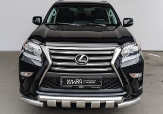 Подержанный автомобиль Lexus GX 2018 года (2 фото)