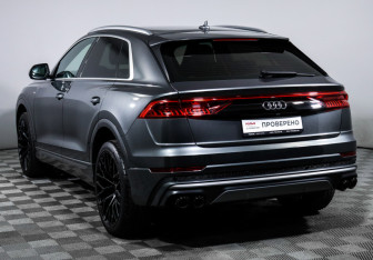 Подержанный автомобиль Audi Q8 2019 года (7 фото)