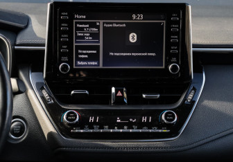 Подержанный автомобиль Toyota Corolla Sedan 2019 года (11 фото)