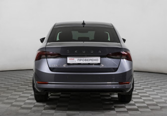 Подержанный автомобиль Skoda Octavia Liftback 2020 года (6 фото)