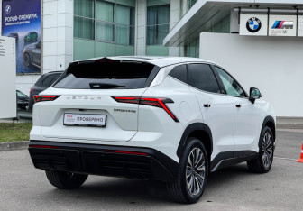 Подержанный автомобиль Jetour Dashing 2023 года (5 фото)