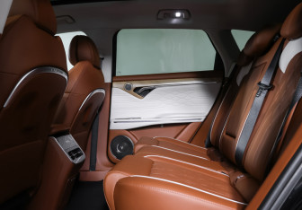 Подержанный автомобиль Voyah Free 2023 года (12 фото)