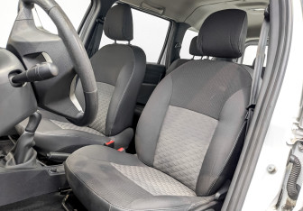 Подержанный автомобиль LADA (ВАЗ) Largus Wagon 2021 года (16 фото)