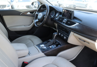 Подержанный автомобиль Audi A6 Sedan 2015 года (9 фото)