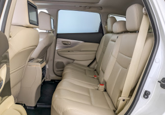 Подержанный автомобиль Nissan Murano Suv 2021 года (11 фото)