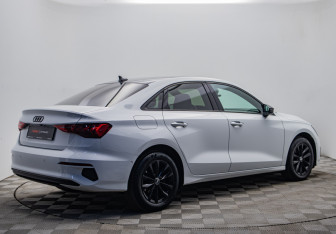 Подержанный автомобиль Audi A3 Sedan 2021 года (5 фото)