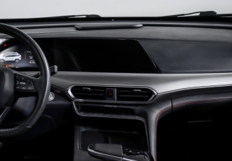 Подержанный автомобиль Changan UNI-T 2023 года (13 фото)